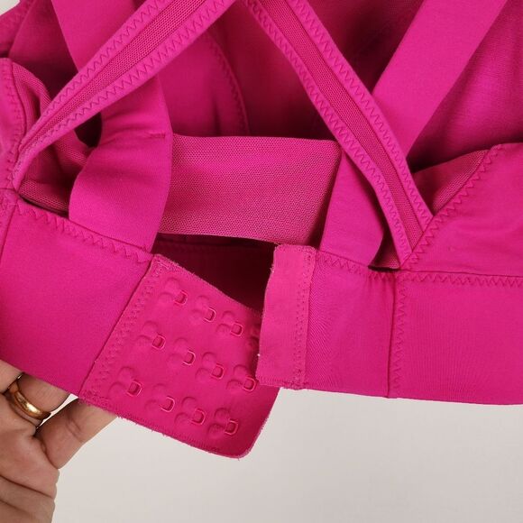 Lululemon Oxygen Sport Bra Magenta Pink Fuchsia Mesh Lace Criss-Cross Strap 6 - Picture 7 of 15